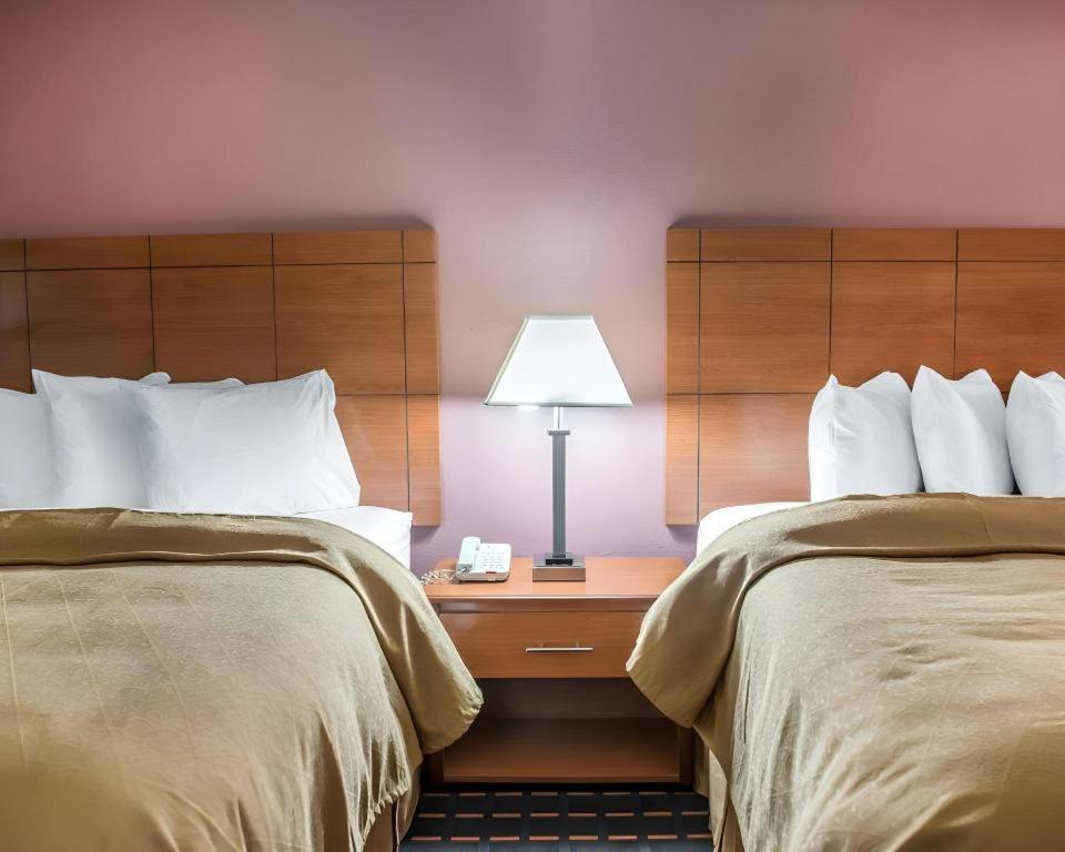 Quality Inn Marianna Exterior photo