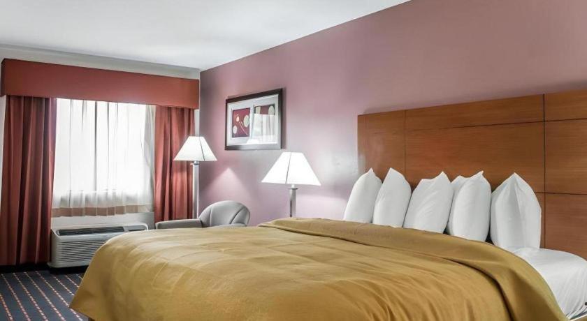 Quality Inn Marianna Exterior photo
