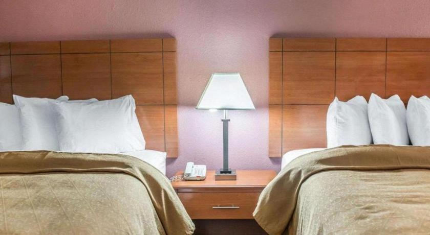Quality Inn Marianna Exterior photo